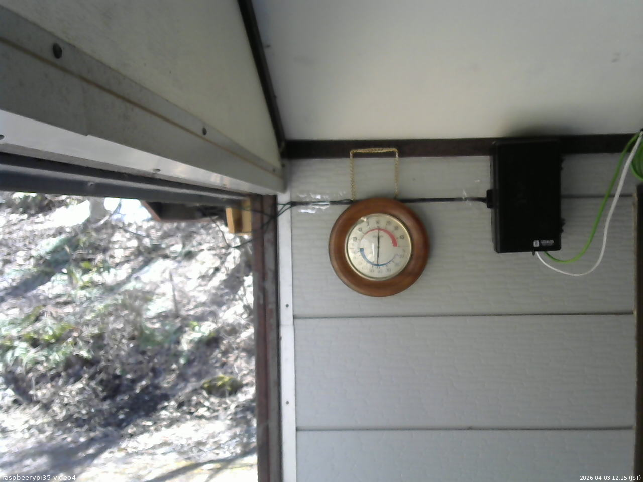 長野県菅平高原 ゆたか山荘 東側上空 2026/04/03 12:15