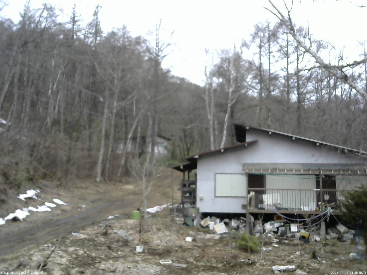長野県菅平高原 ゆたか山荘 西側(坂上) 2026/04/04 14:30