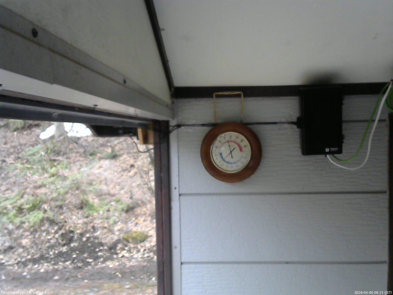 長野県菅平高原 ゆたか山荘 東側上空 2026/04/04 08:15