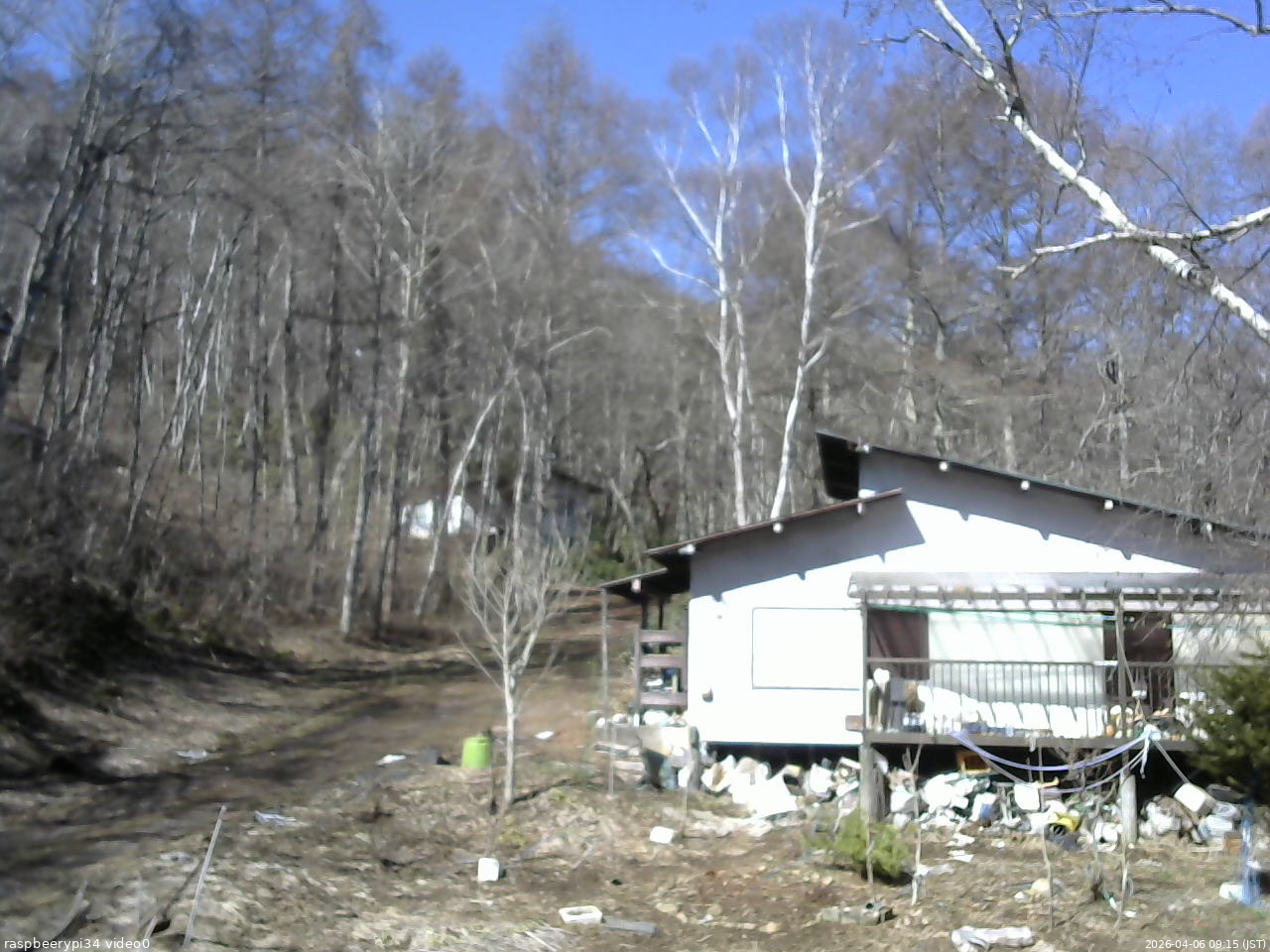 長野県菅平高原 ゆたか山荘 西側(坂上) 2026/04/06 09:15