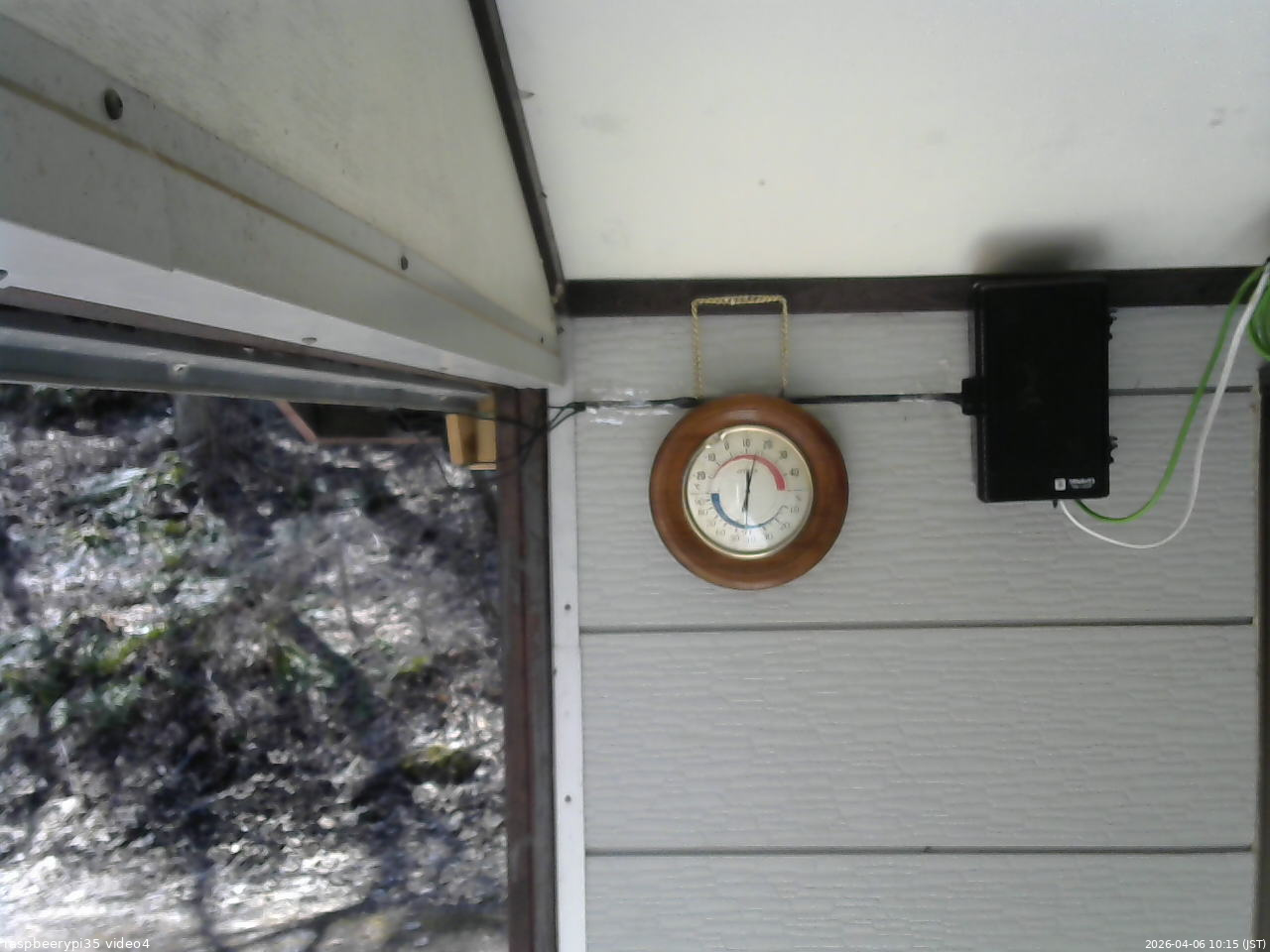 長野県菅平高原 ゆたか山荘 東側上空 2026/04/06 10:15