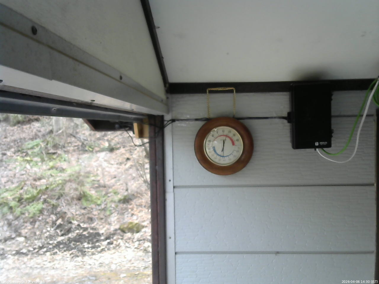 長野県菅平高原 ゆたか山荘 東側上空 2026/04/06 14:30