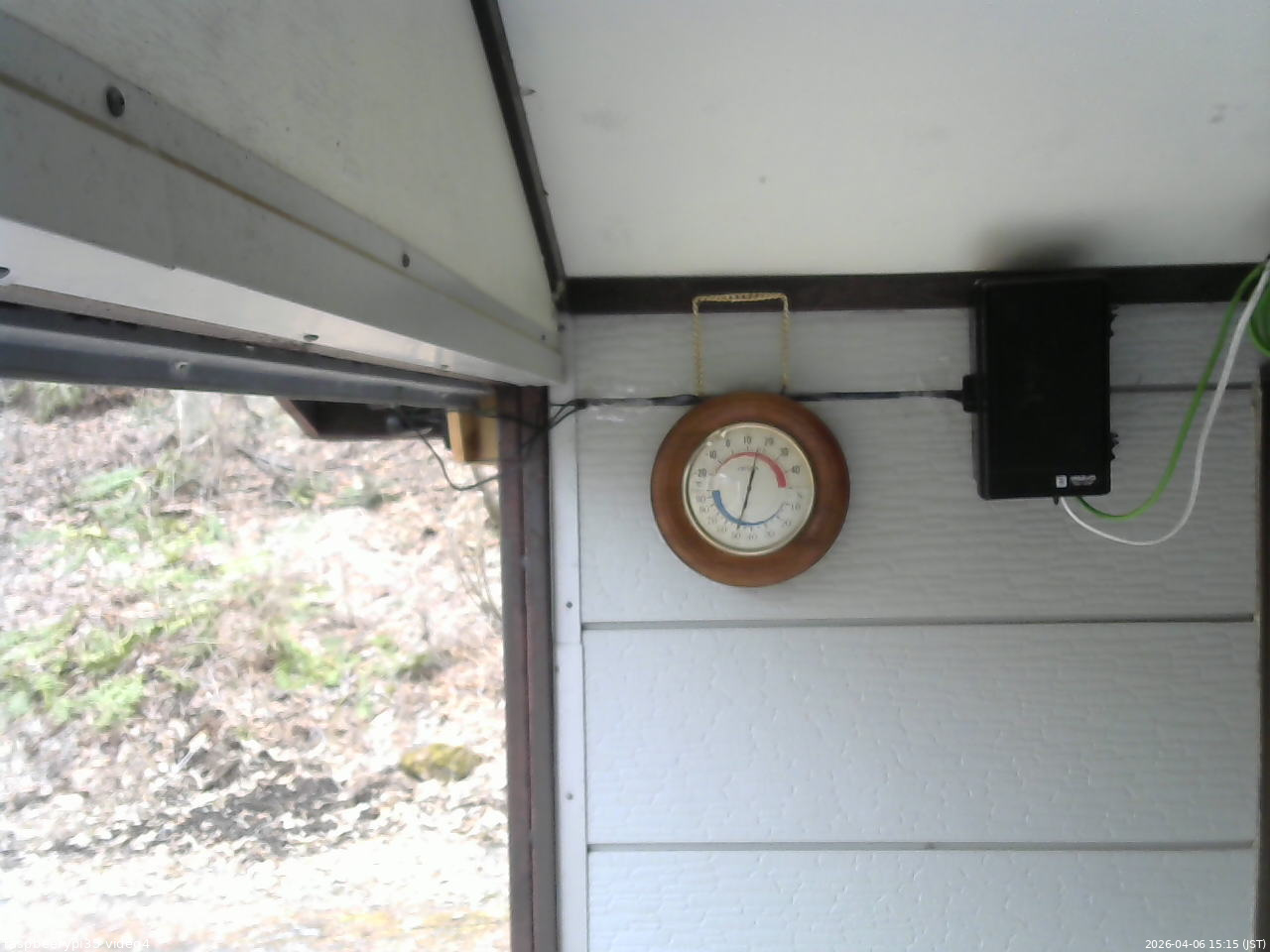 長野県菅平高原 ゆたか山荘 東側上空 2026/04/06 15:15