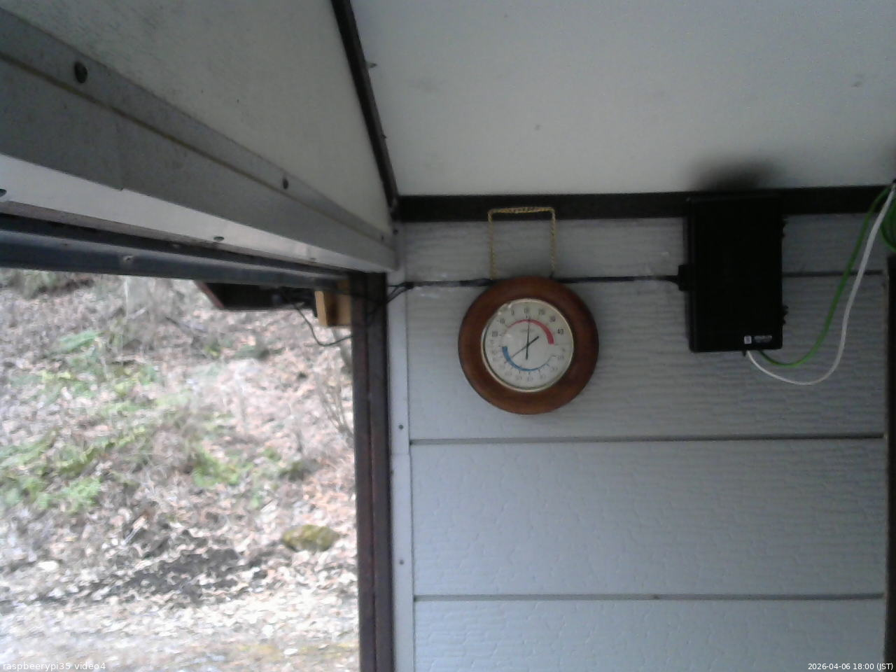 長野県菅平高原 ゆたか山荘 東側上空 2026/04/06 18:00