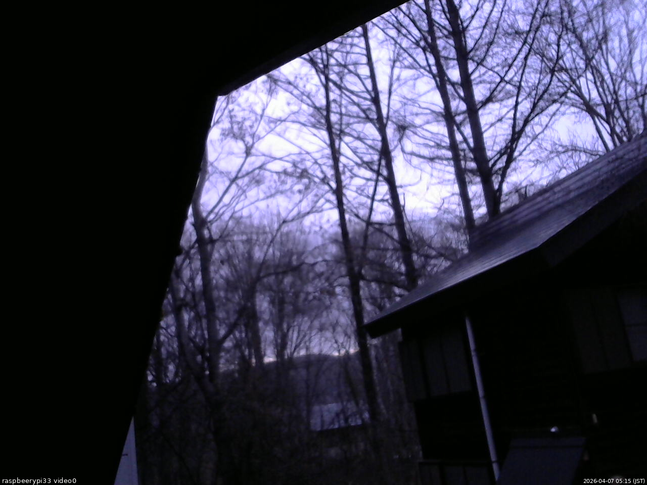 長野県菅平高原 ゆたか山荘 北側 2026/04/07 05:15