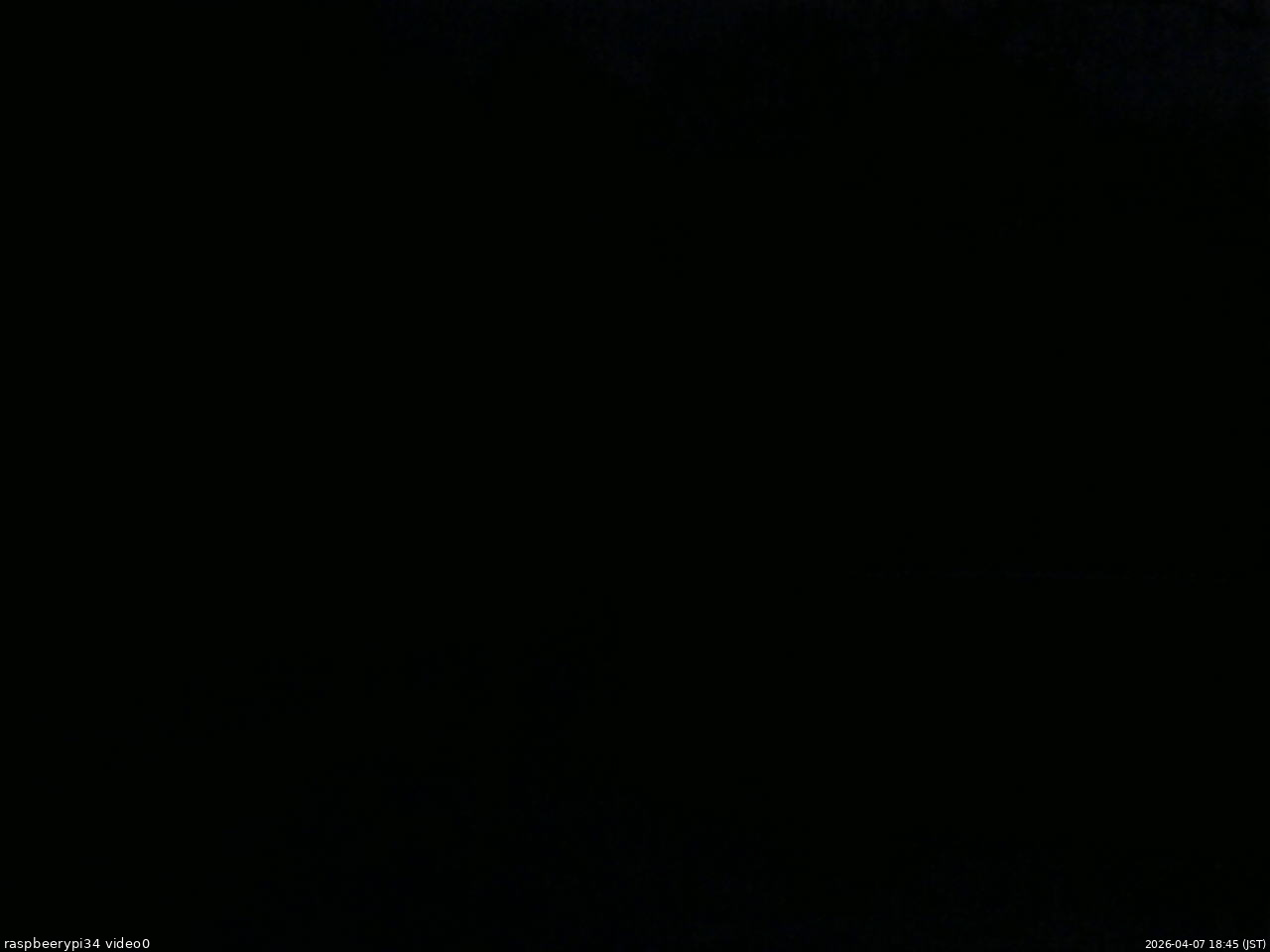 長野県菅平高原 ゆたか山荘 西側(坂上) 2026/04/07 18:45