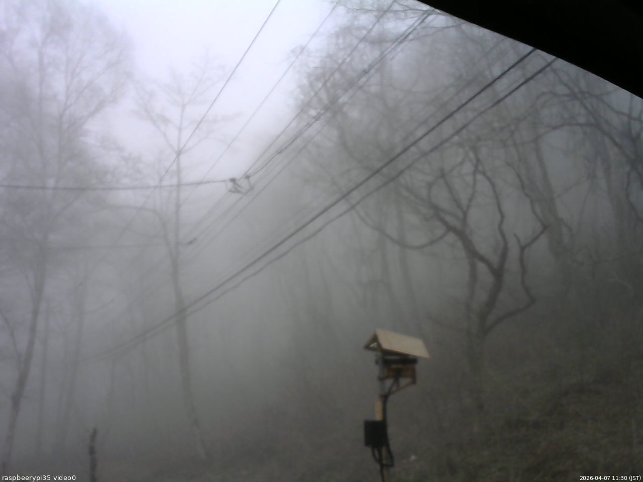 長野県菅平高原 ゆたか山荘 温度計 2026/04/07 11:30