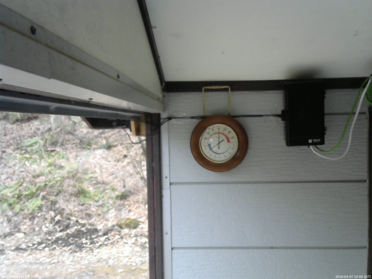 長野県菅平高原 ゆたか山荘 東側上空 2026/04/07 10:00