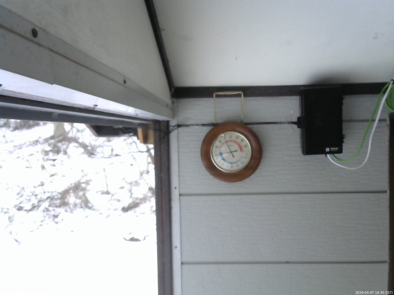 長野県菅平高原 ゆたか山荘 東側上空 2026/04/07 16:30