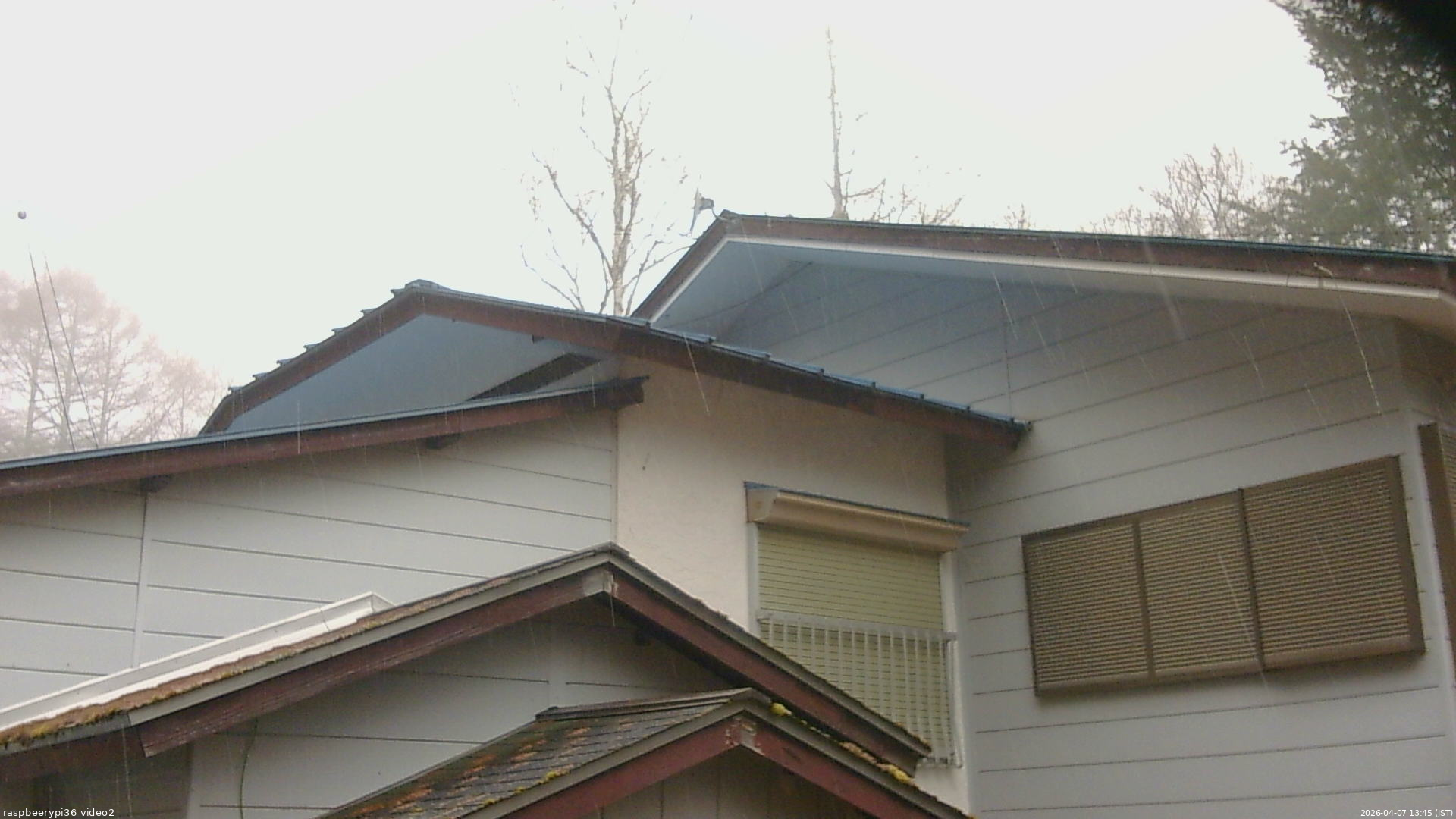 長野県菅平高原 ゆたか山荘 駐車場奥 2026/04/07 13:45