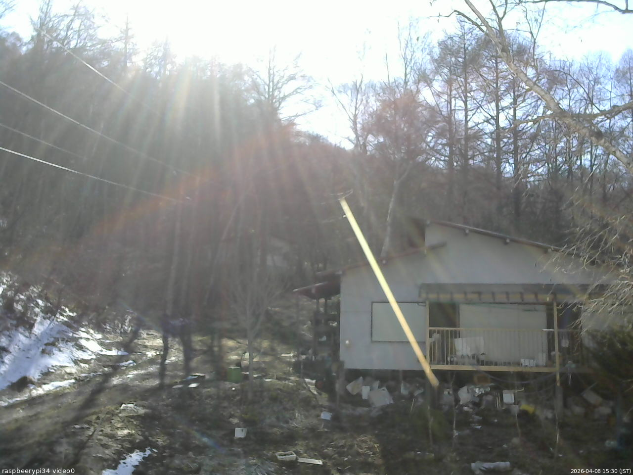 長野県菅平高原 ゆたか山荘 西側(坂上) 2026/04/08 15:30