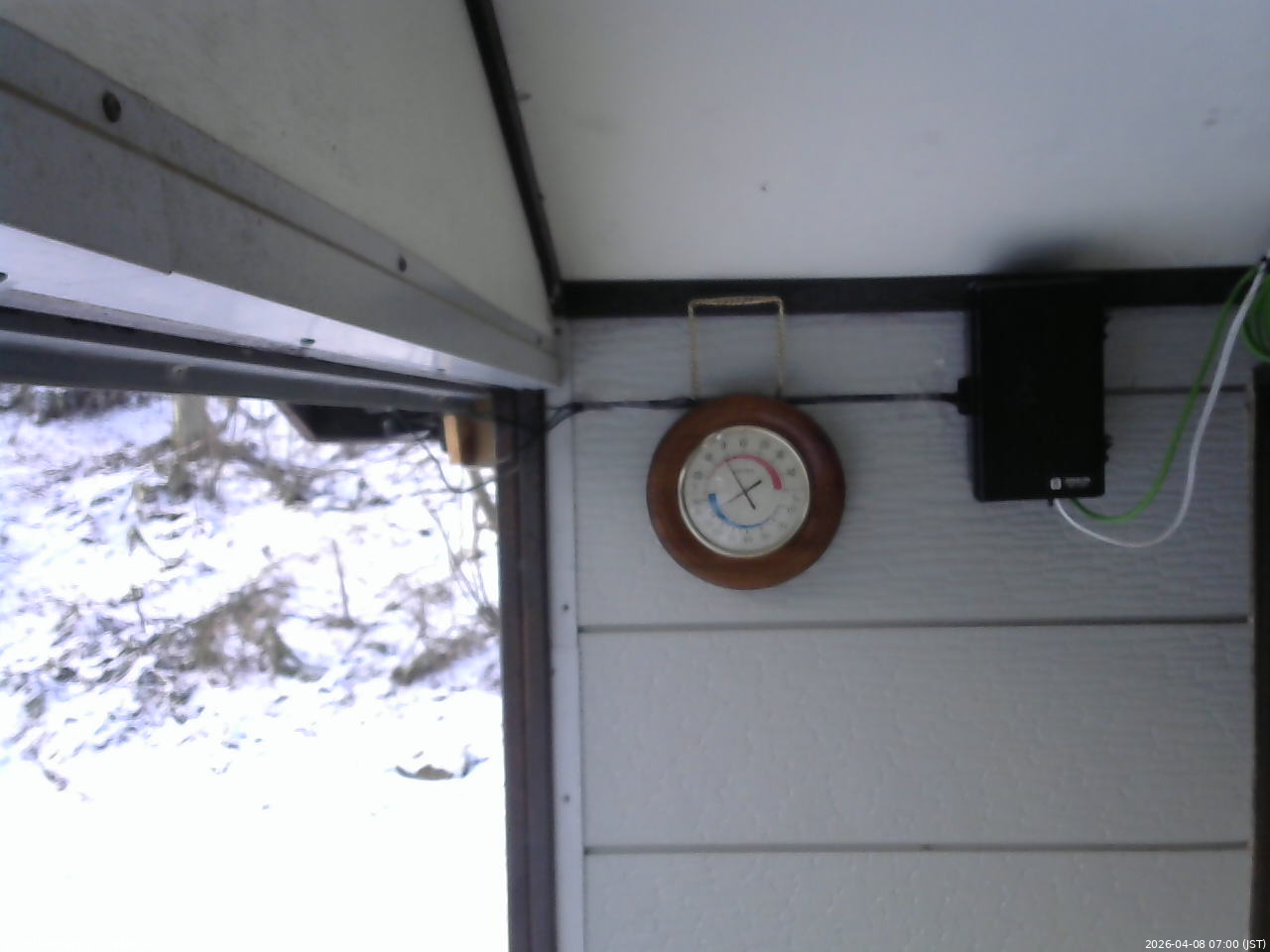 長野県菅平高原 ゆたか山荘 東側上空 2026/04/08 07:00