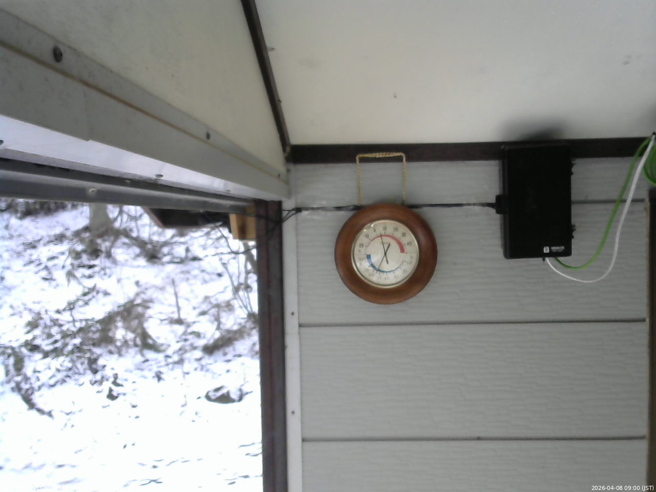 長野県菅平高原 ゆたか山荘 東側上空 2026/04/08 09:00