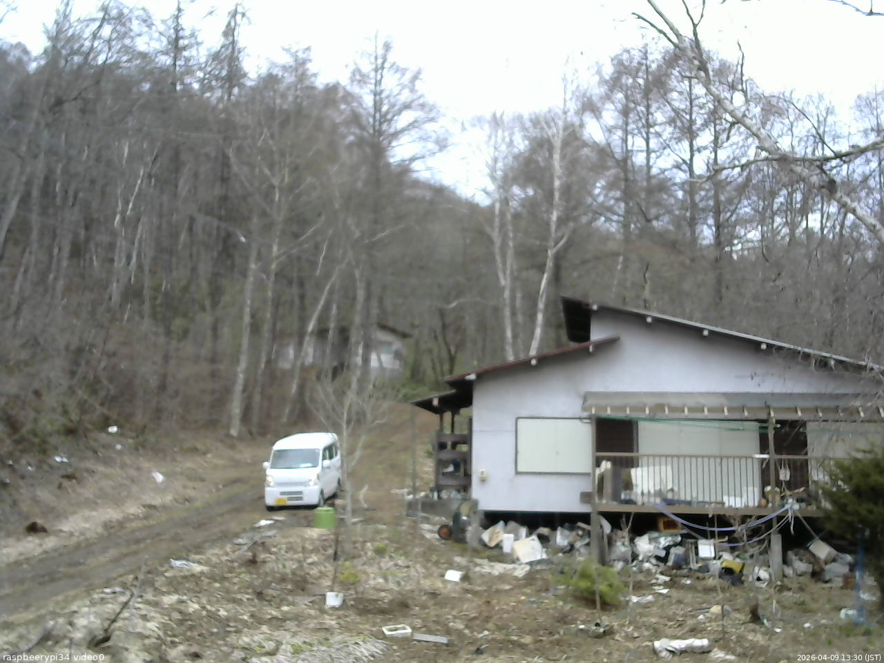 長野県菅平高原 ゆたか山荘 西側(坂上) 2026/04/09 13:30