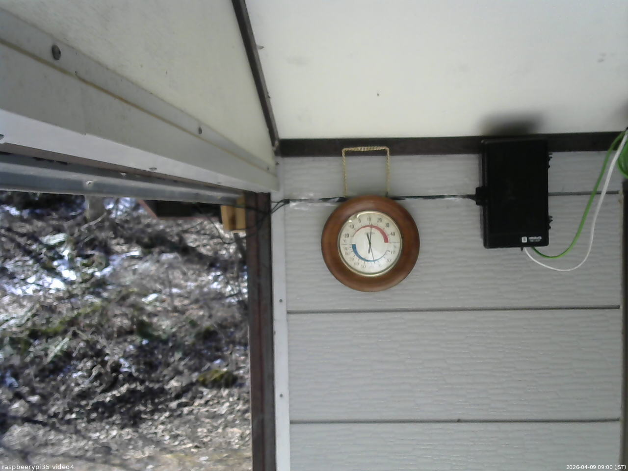 長野県菅平高原 ゆたか山荘 東側上空 2026/04/09 09:00