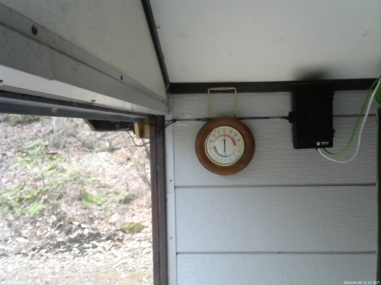 長野県菅平高原 ゆたか山荘 東側上空 2026/04/09 15:15