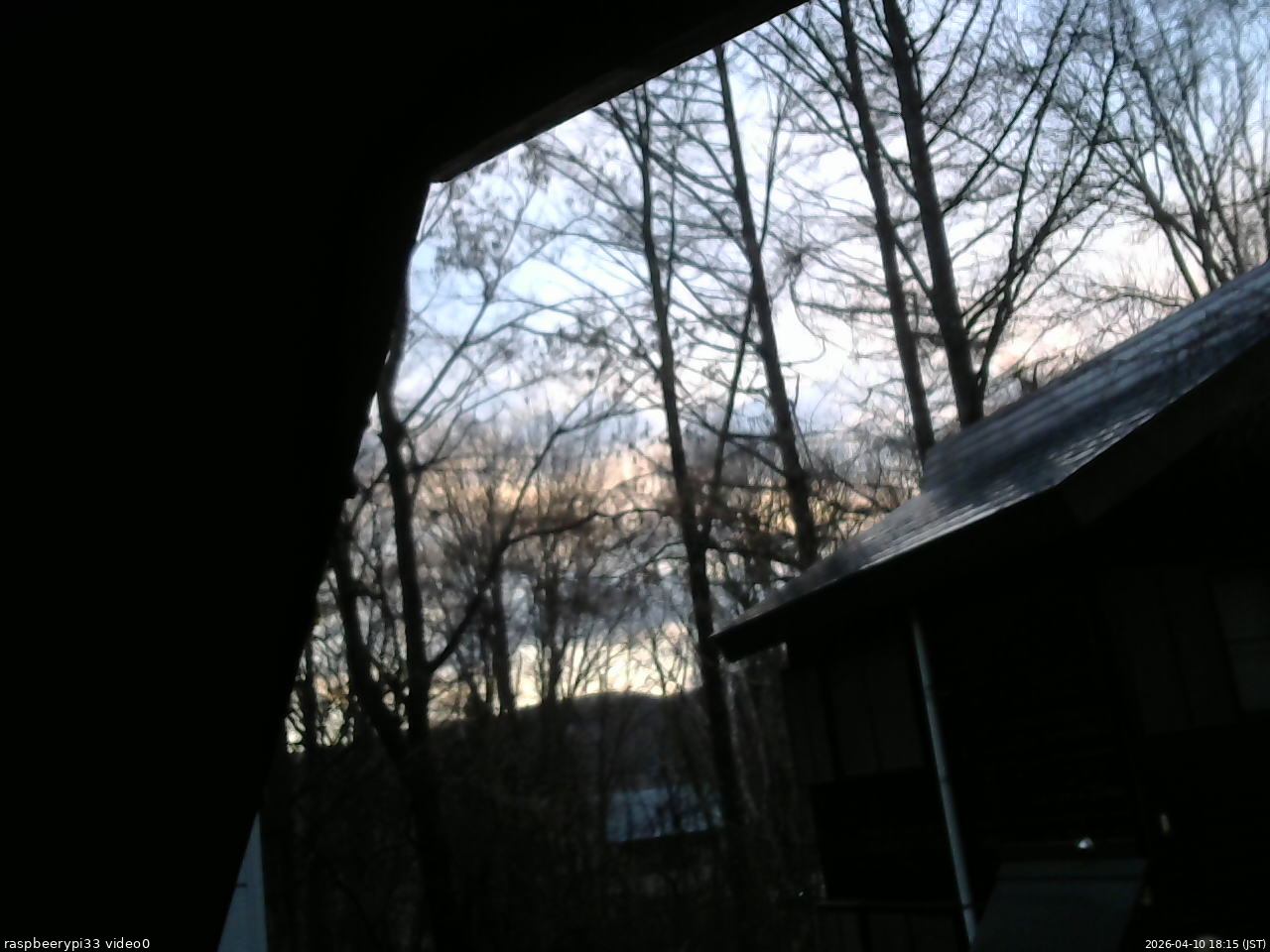 長野県菅平高原 ゆたか山荘 北側 2026/04/10 18:15