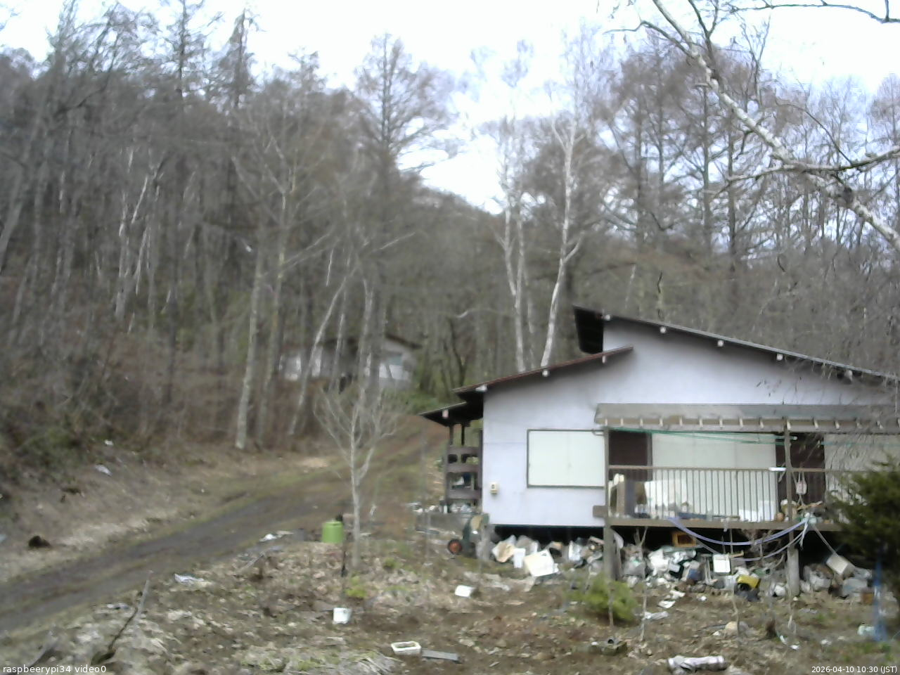 長野県菅平高原 ゆたか山荘 西側(坂上) 2026/04/10 10:30