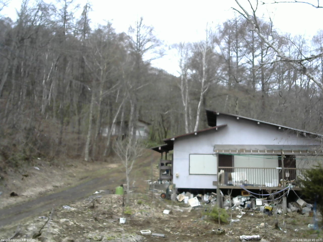 長野県菅平高原 ゆたか山荘 西側(坂上) 2026/04/10 10:45