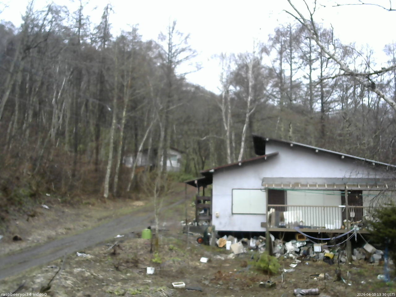長野県菅平高原 ゆたか山荘 西側(坂上) 2026/04/10 13:30