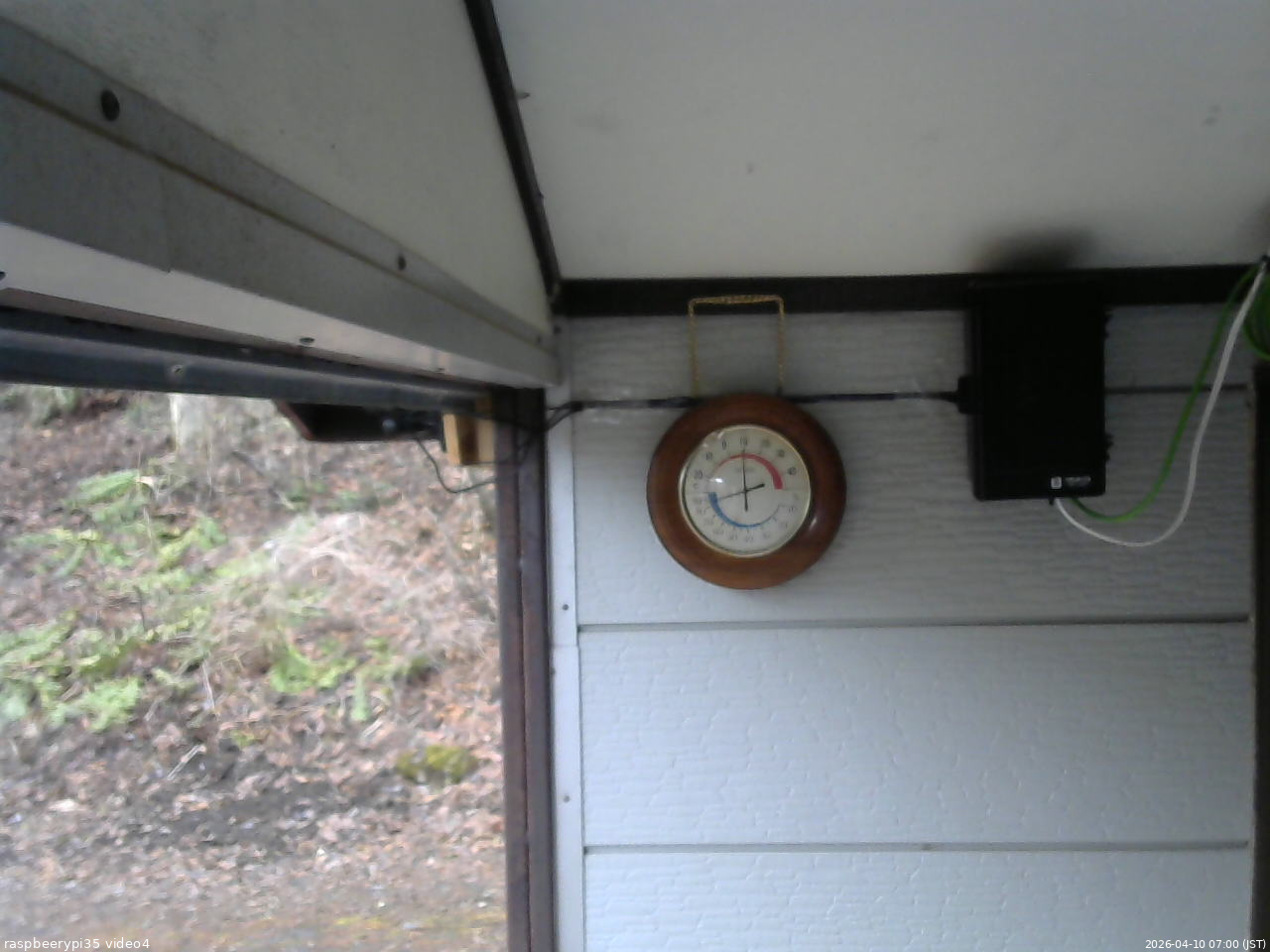 長野県菅平高原 ゆたか山荘 東側上空 2026/04/10 07:00