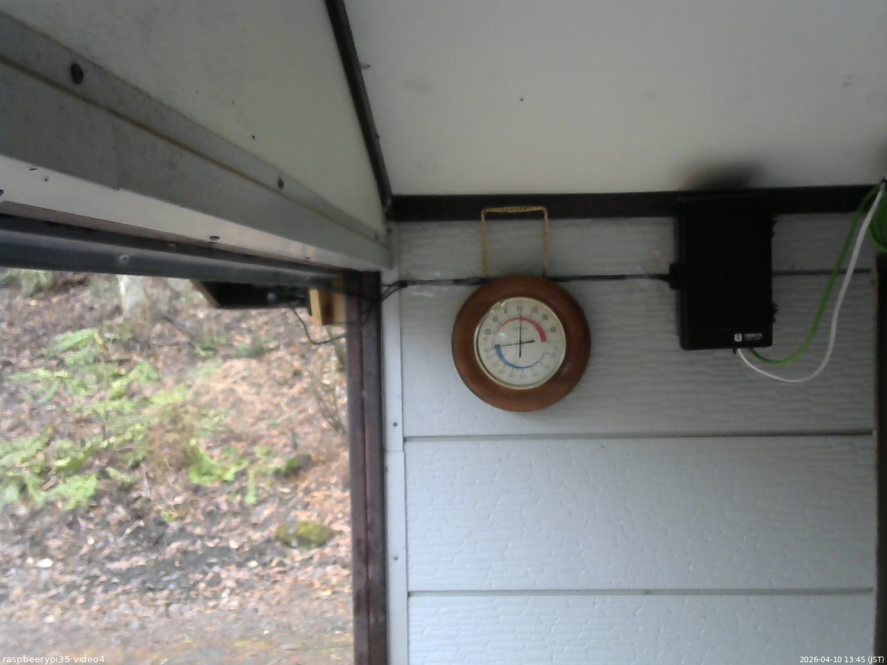 長野県菅平高原 ゆたか山荘 東側上空 2026/04/10 13:45