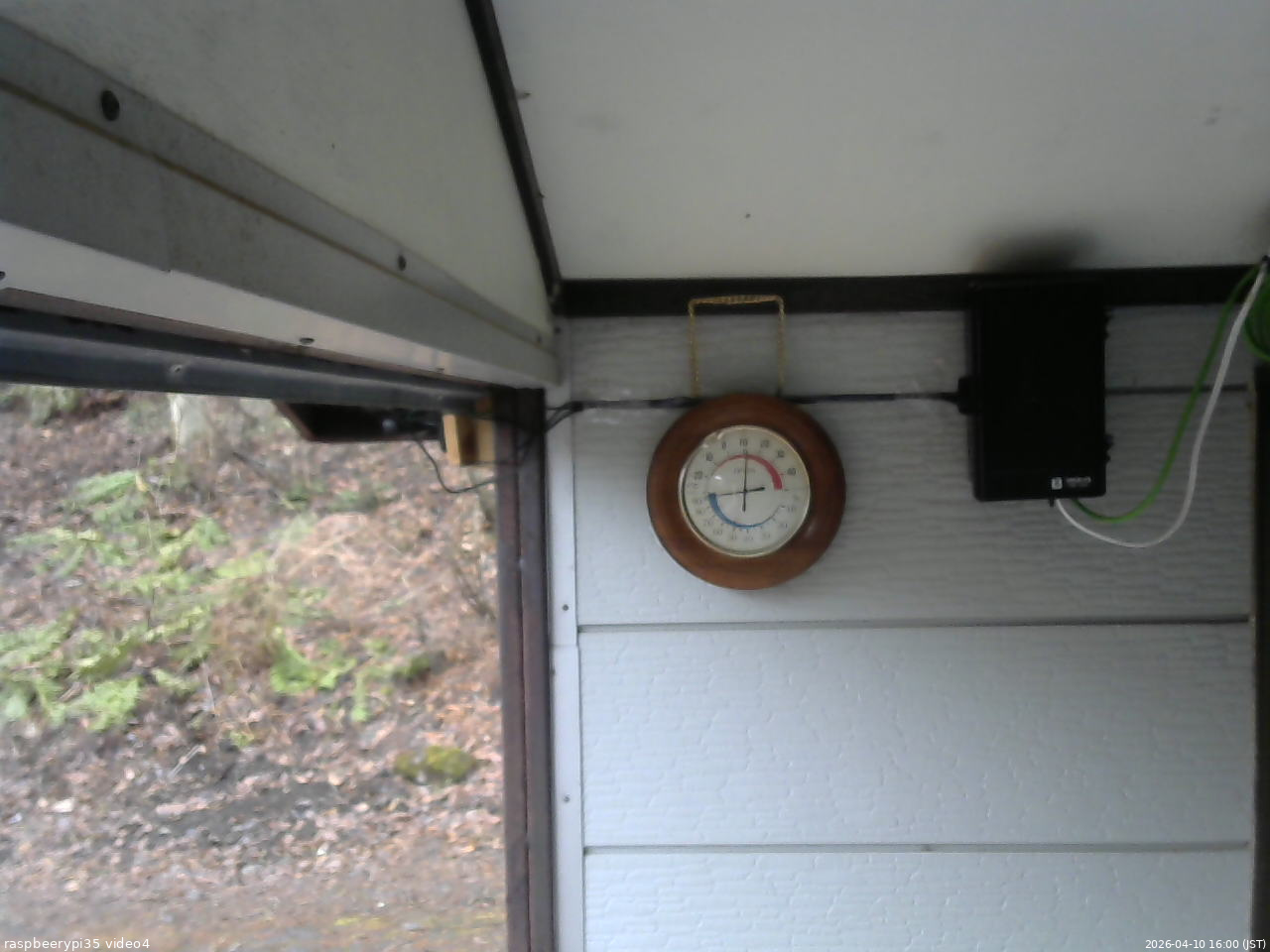 長野県菅平高原 ゆたか山荘 東側上空 2026/04/10 16:00