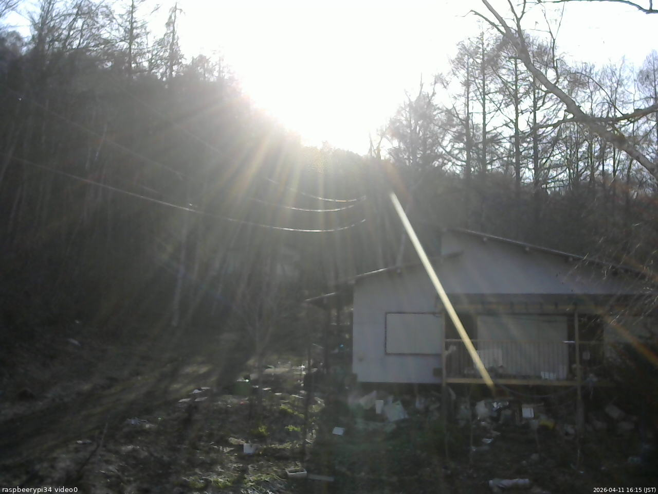 長野県菅平高原 ゆたか山荘 西側(坂上) 2026/04/11 16:15