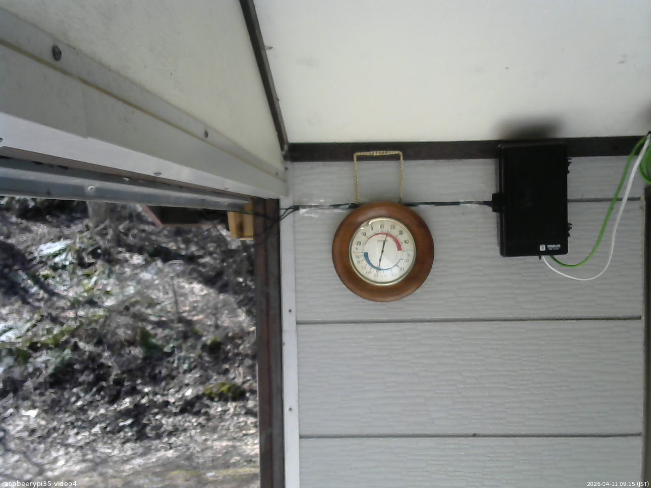 長野県菅平高原 ゆたか山荘 東側上空 2026/04/11 09:15