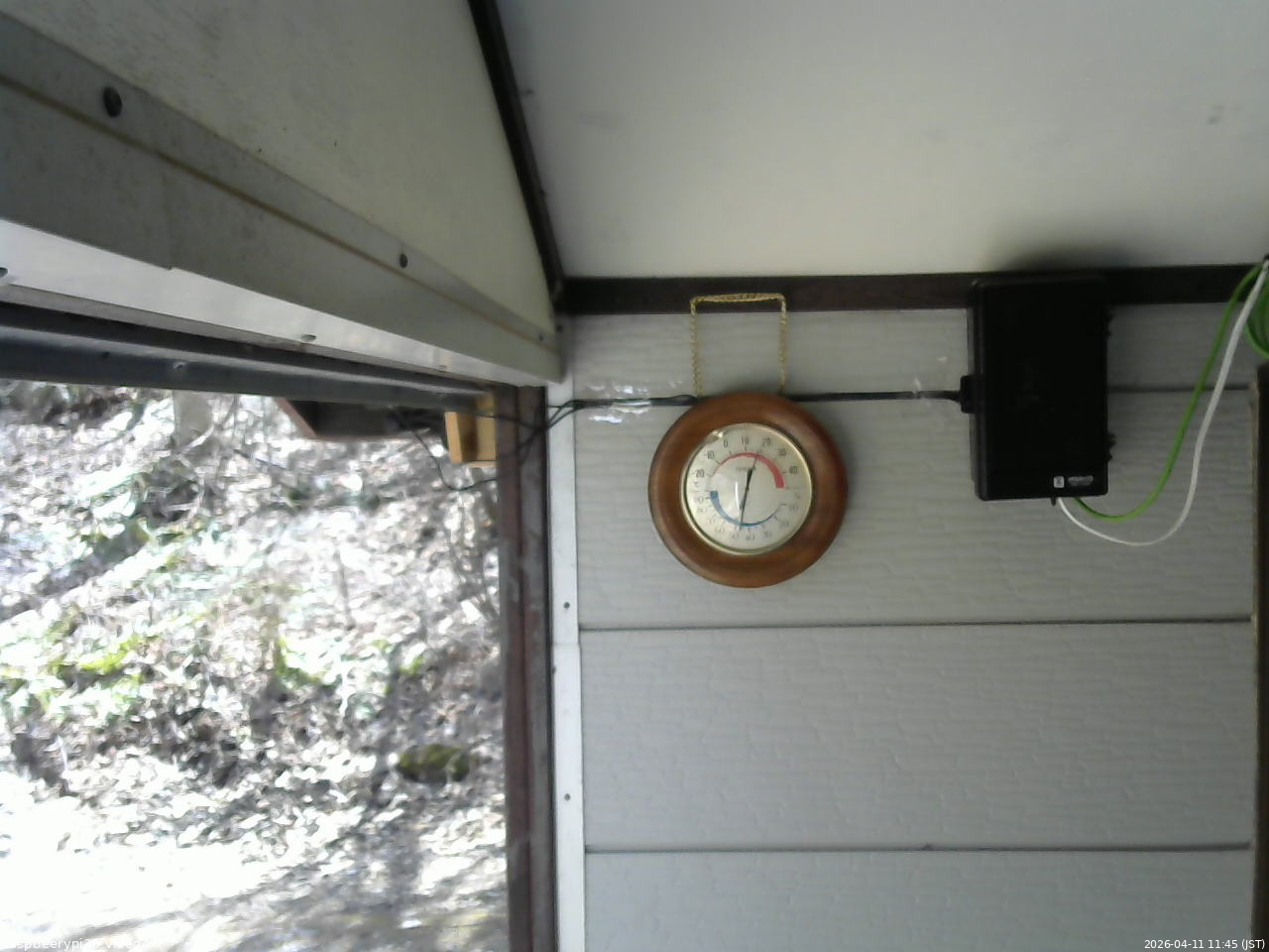 長野県菅平高原 ゆたか山荘 東側上空 2026/04/11 11:45