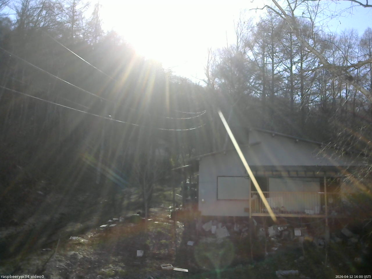 長野県菅平高原 ゆたか山荘 西側(坂上) 2026/04/12 16:00