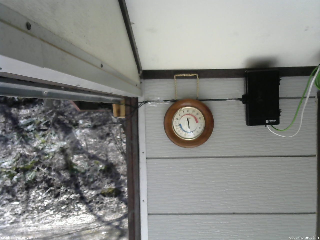 長野県菅平高原 ゆたか山荘 東側上空 2026/04/12 10:00