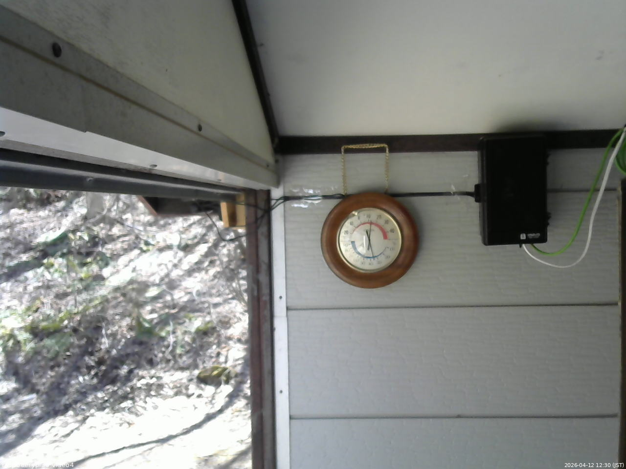 長野県菅平高原 ゆたか山荘 東側上空 2026/04/12 12:30