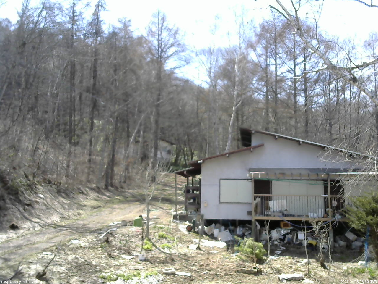 長野県菅平高原 ゆたか山荘 西側(坂上) 2026/04/13 13:30