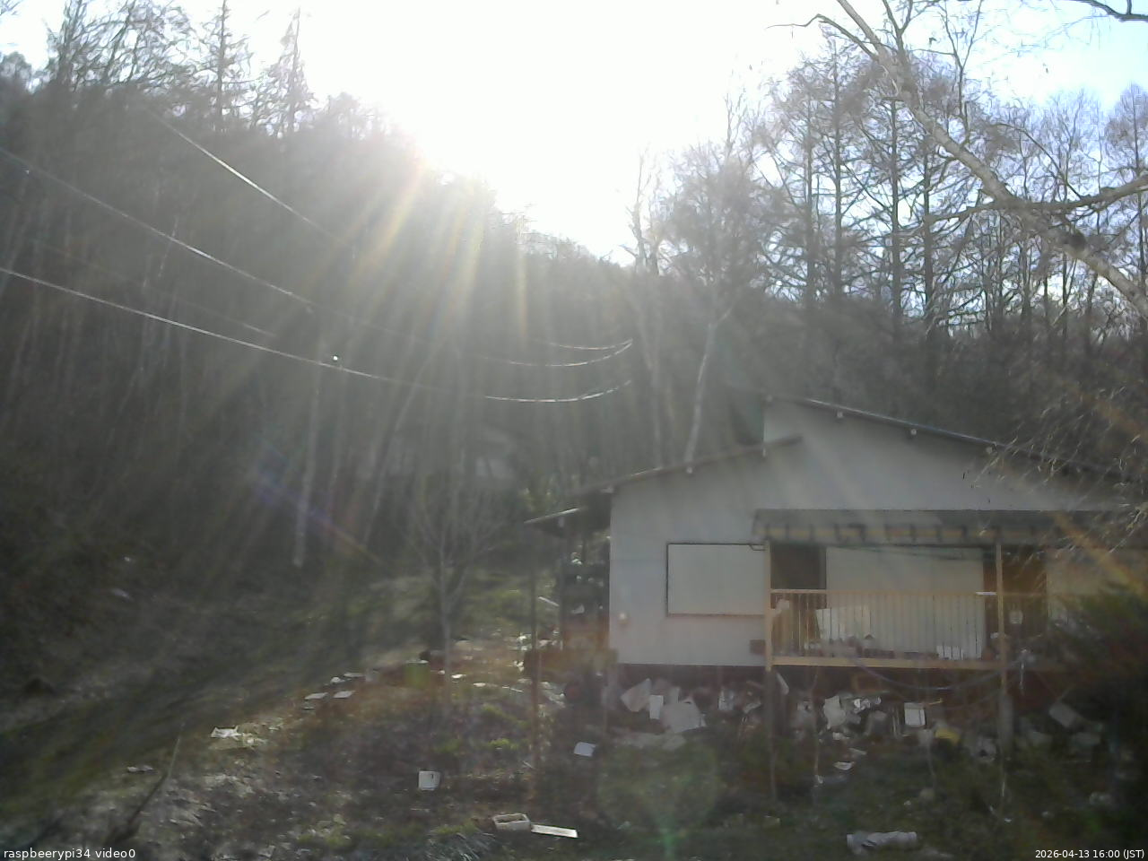 長野県菅平高原 ゆたか山荘 西側(坂上) 2026/04/13 16:00