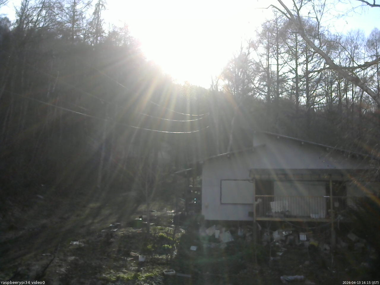 長野県菅平高原 ゆたか山荘 西側(坂上) 2026/04/13 16:15