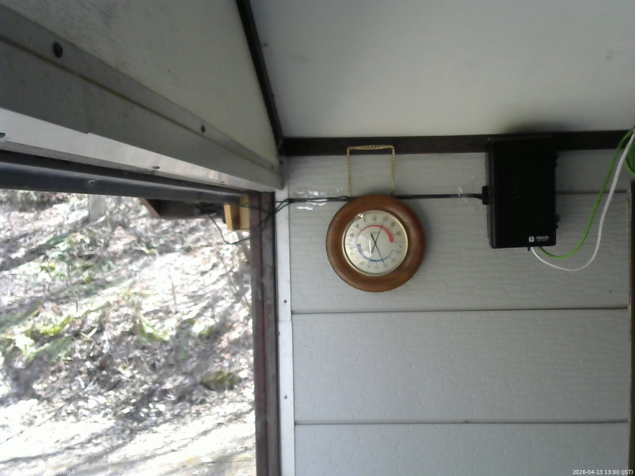 長野県菅平高原 ゆたか山荘 東側上空 2026/04/13 13:00