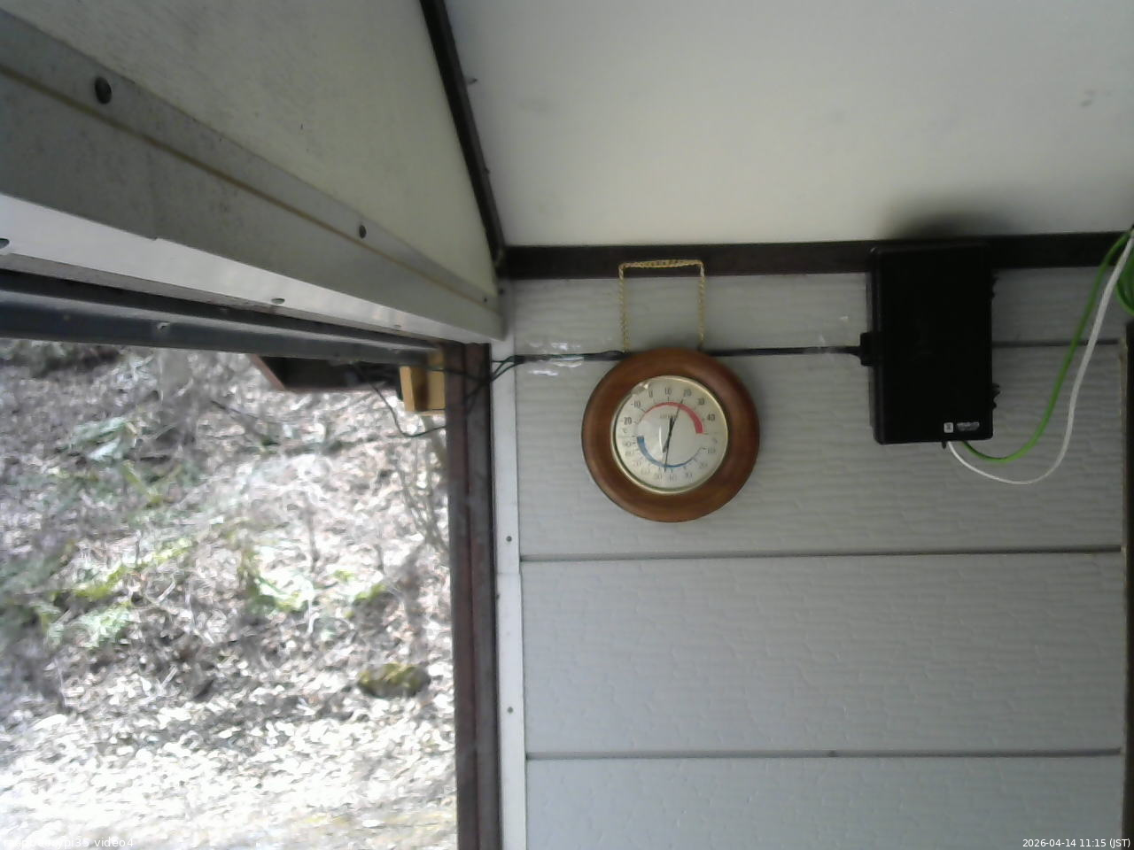 長野県菅平高原 ゆたか山荘 東側上空 2026/04/14 11:15