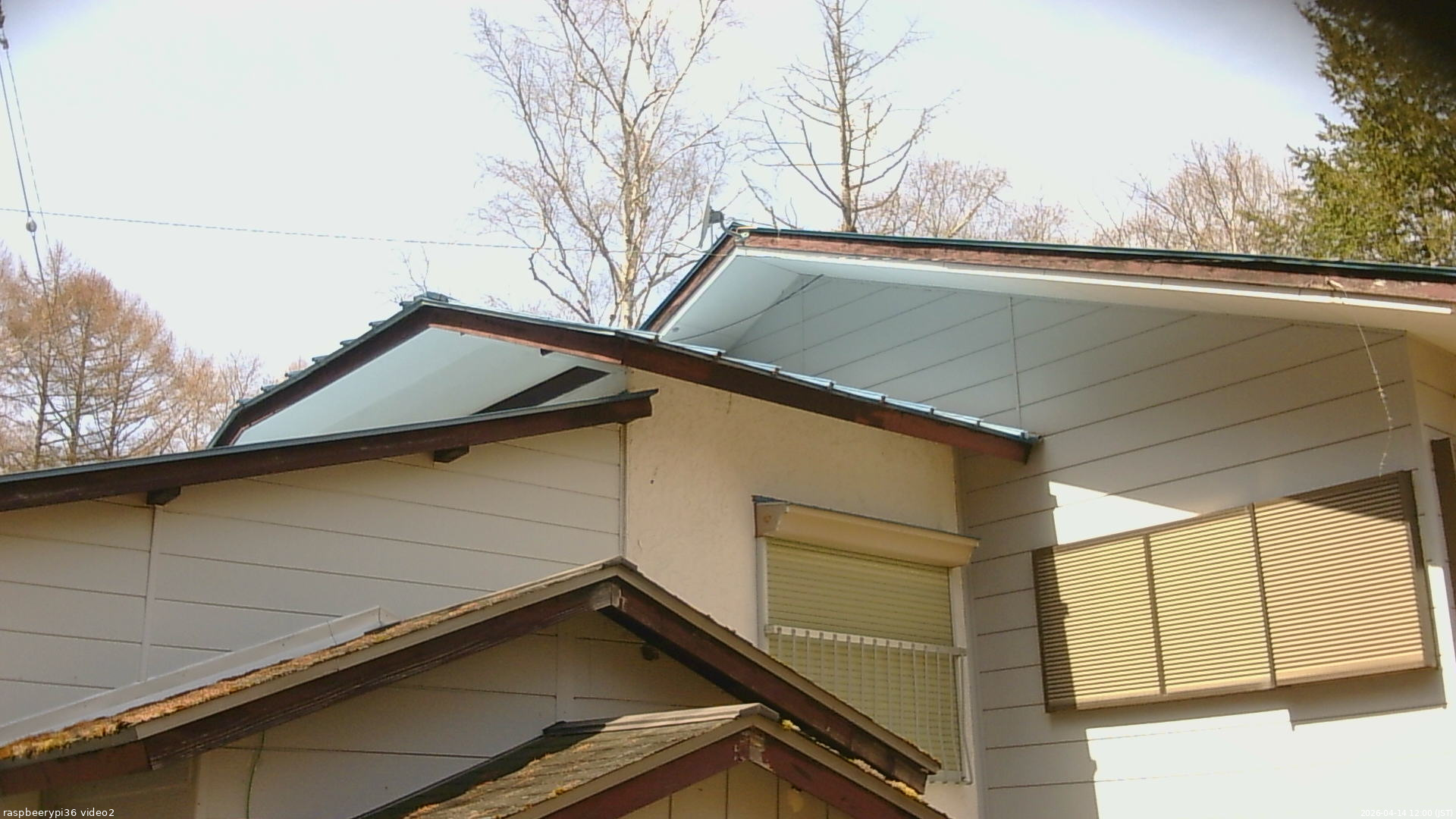 長野県菅平高原 ゆたか山荘 駐車場奥 2026/04/14 12:00