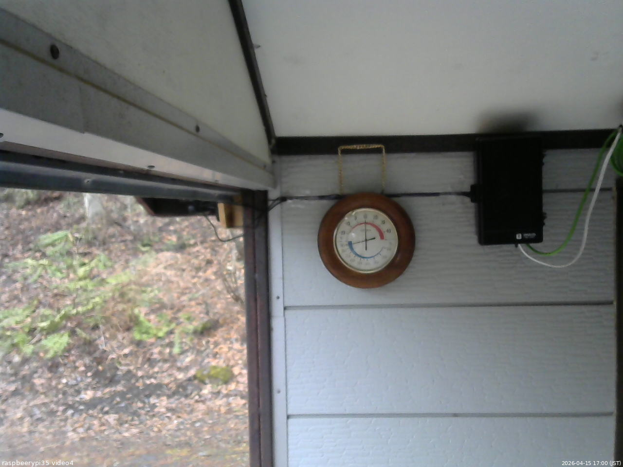 長野県菅平高原 ゆたか山荘 東側上空 2026/04/15 17:00