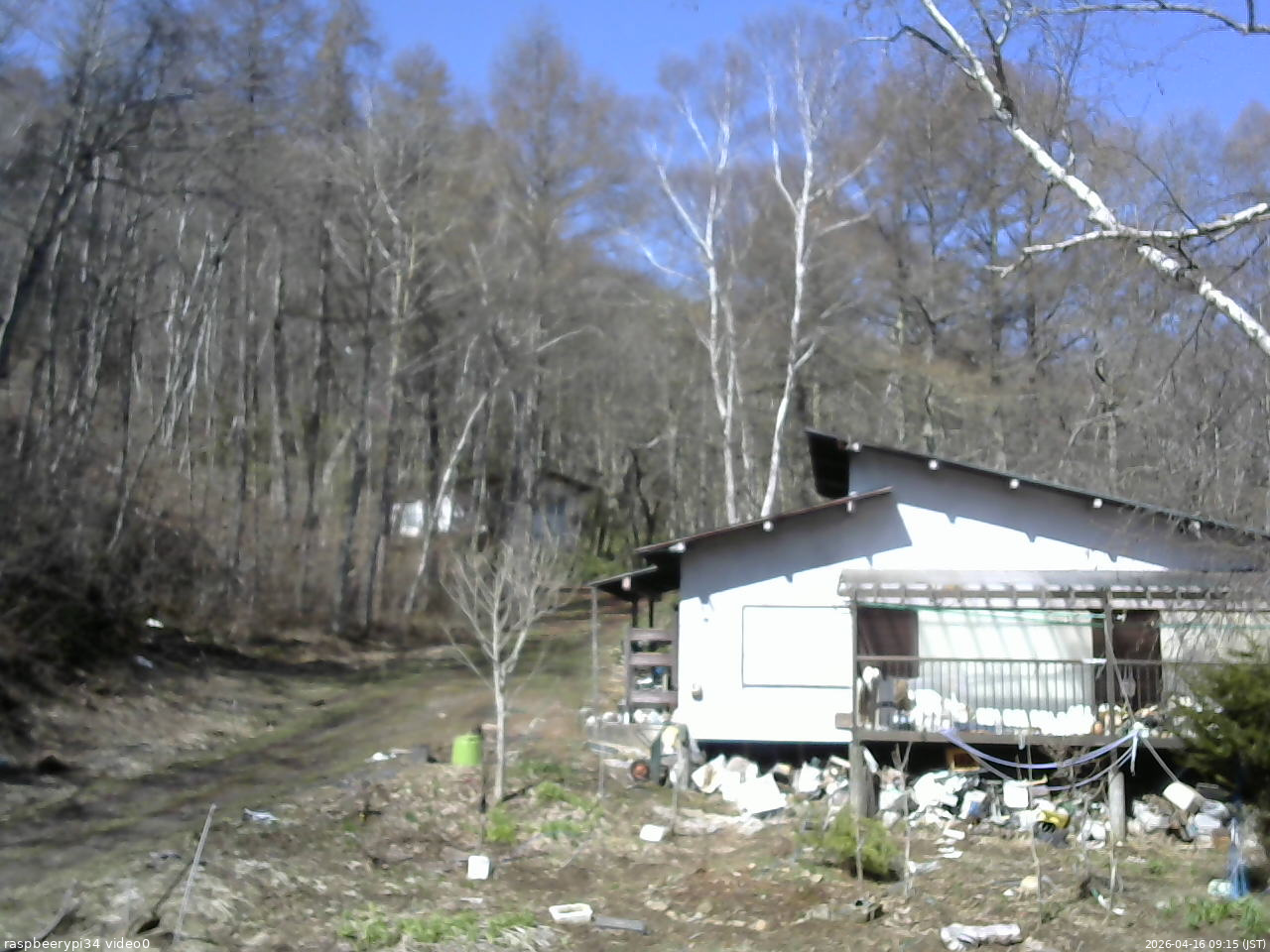 長野県菅平高原 ゆたか山荘 西側(坂上) 2026/04/16 09:15