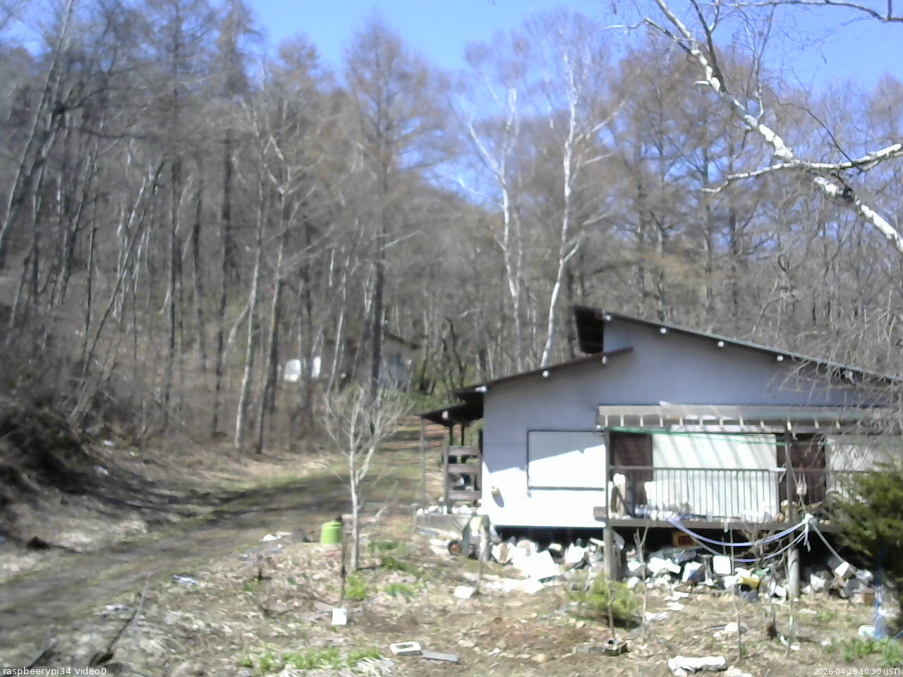 長野県菅平高原 ゆたか山荘 西側(坂上) 2026/04/16 10:30