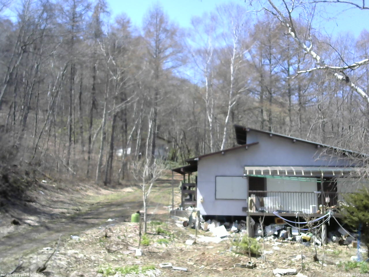長野県菅平高原 ゆたか山荘 西側(坂上) 2026/04/16 11:15