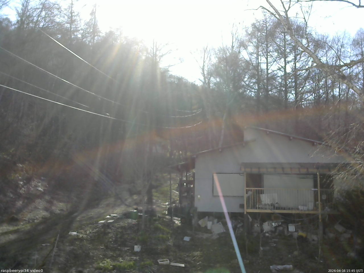 長野県菅平高原 ゆたか山荘 西側(坂上) 2026/04/16 15:45