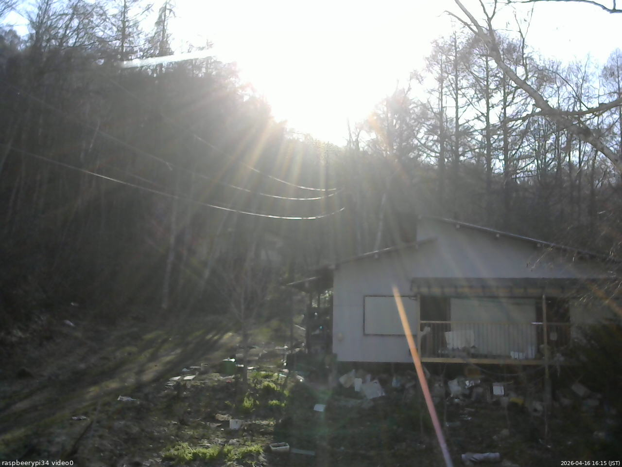 長野県菅平高原 ゆたか山荘 西側(坂上) 2026/04/16 16:15