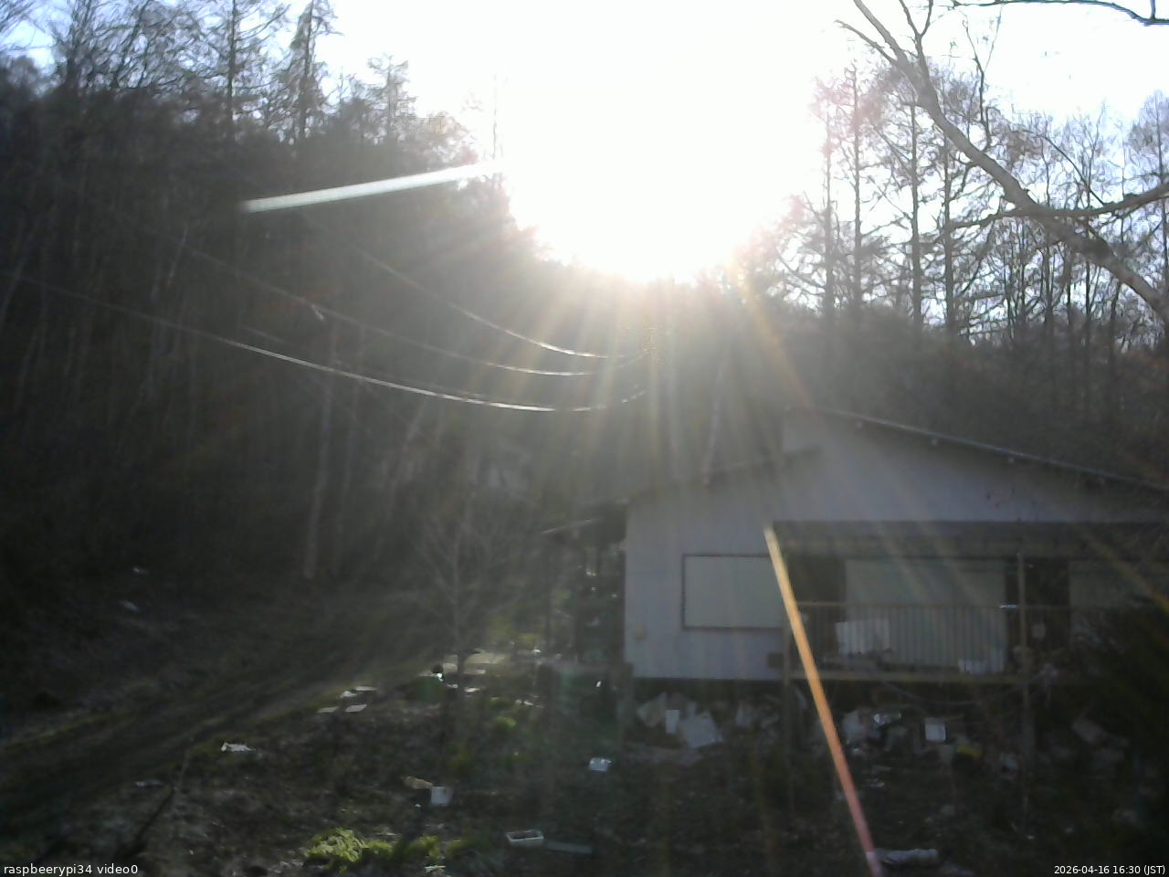 長野県菅平高原 ゆたか山荘 西側(坂上) 2026/04/16 16:30