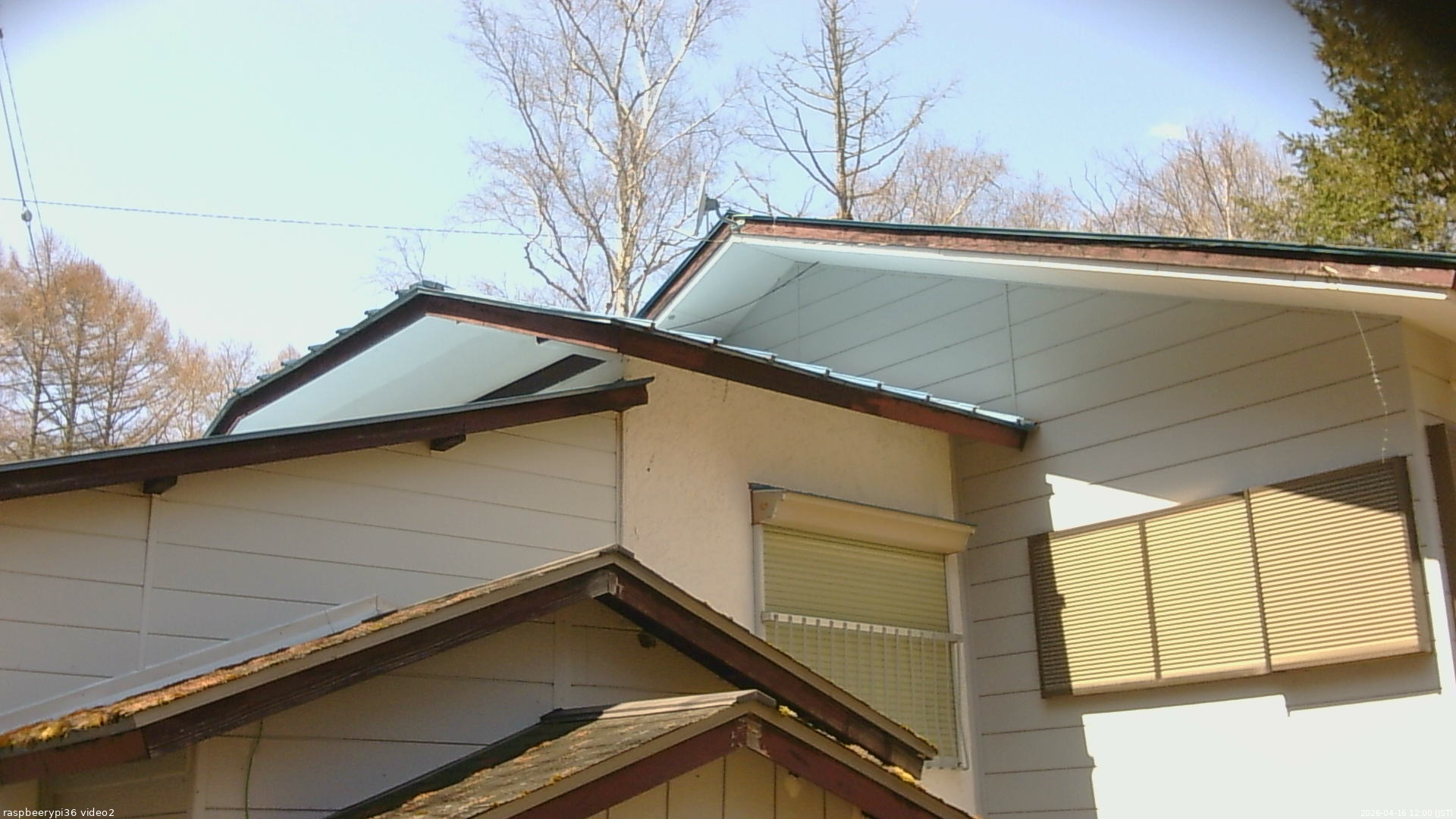 長野県菅平高原 ゆたか山荘 駐車場奥 2026/04/16 12:00