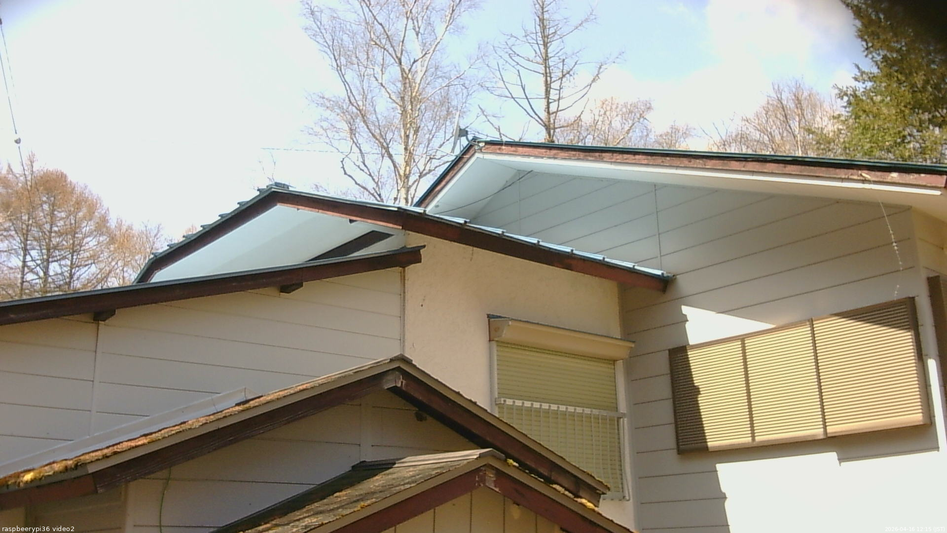 長野県菅平高原 ゆたか山荘 駐車場奥 2026/04/16 12:15