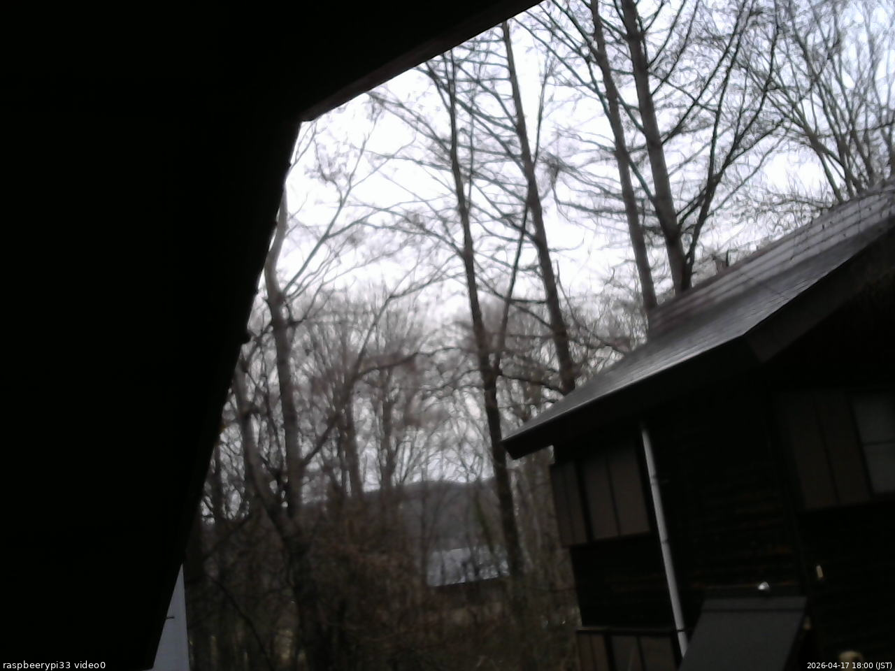 長野県菅平高原 ゆたか山荘 北側 2026/04/17 18:00