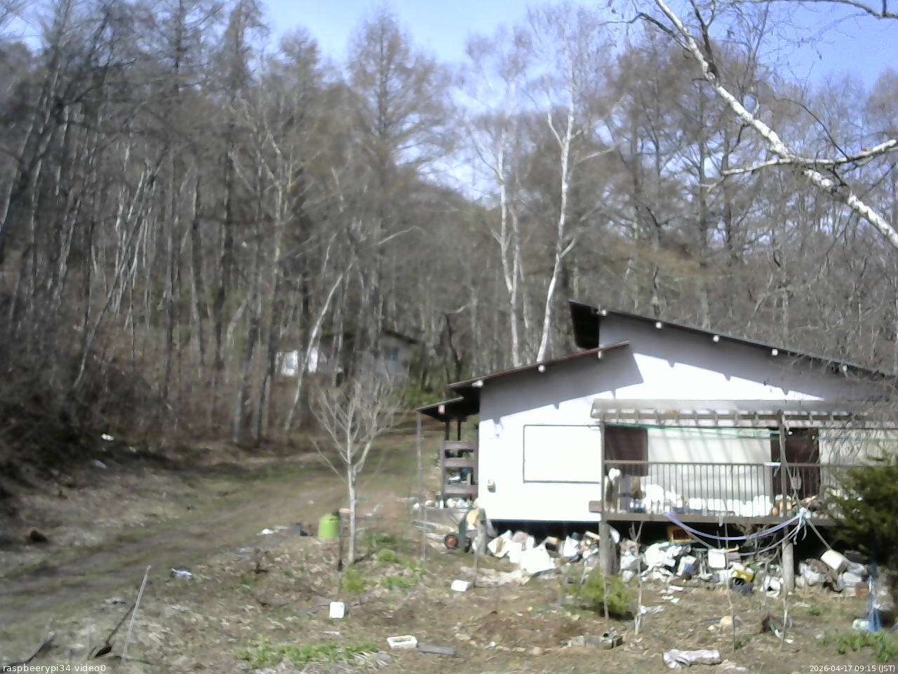 長野県菅平高原 ゆたか山荘 西側(坂上) 2026/04/17 09:15